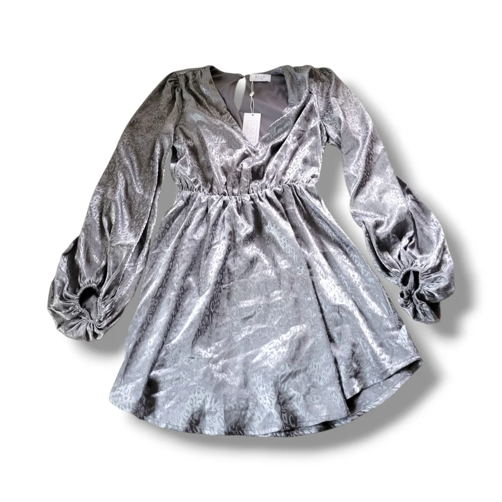 ✨️HP✨️Sage The Label | Anthro | NWT Wild Thoughts Silver Jacquard Leopard Dress - Picture 4 of 16